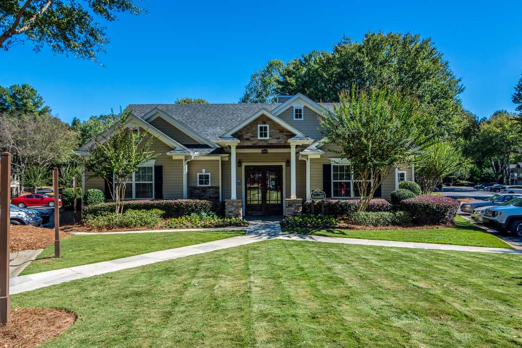 Apartments in Dunwoody Preserve at Dunwoody 12 Bedrooms
